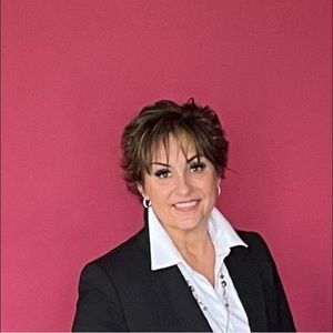 Meet your Posher, Janice